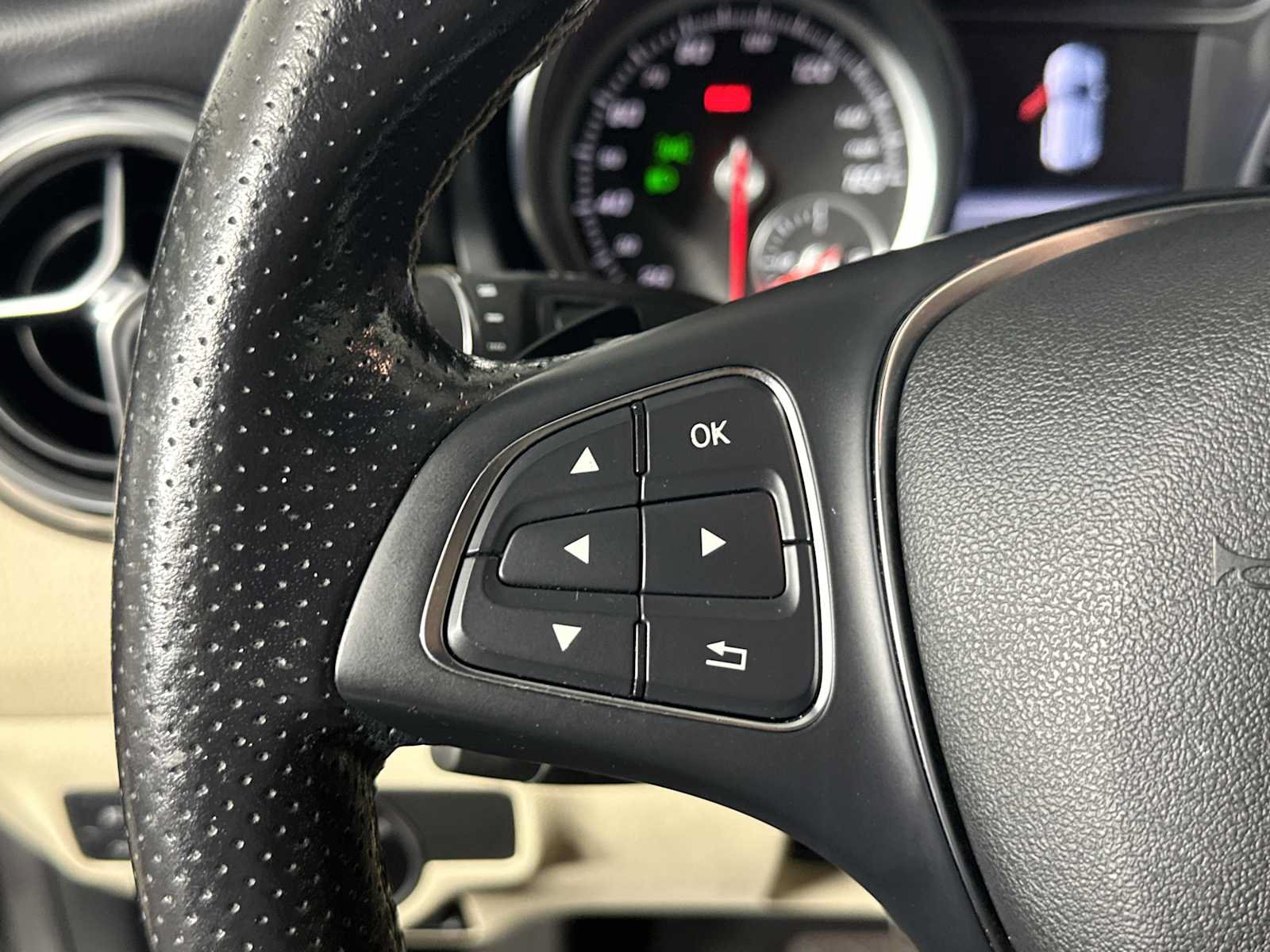 Used 2019 Mercedes-Benz GLA 250 image 31
