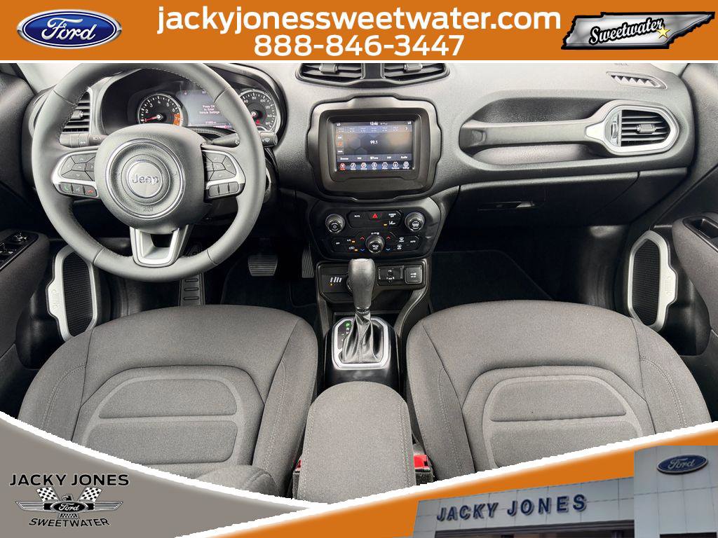 Used 2021 Jeep Renegade Latitude AWD/4WD image 14