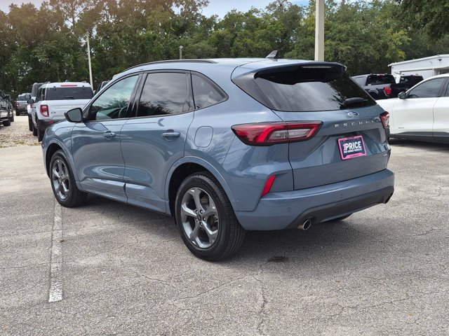 Certified 2024 Ford Escape ST-Line w/ Tech Pack #1 AWD/4WD image 7