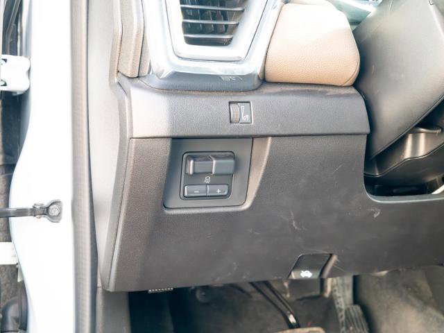 Used 2023 GMC Canyon Denali image 17