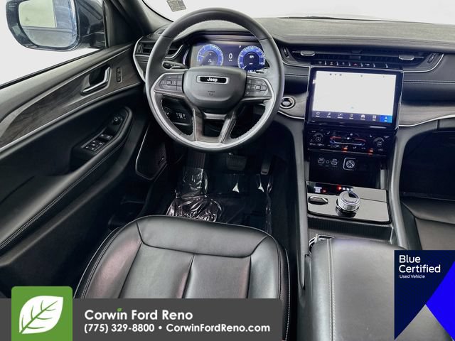 Used 2024 Jeep Grand Cherokee Limited w/ Black Appearance Package AWD/4WD image 28