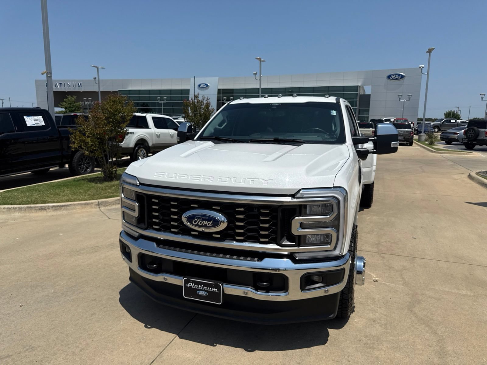 Certified 2025 Ford F350 Lariat w/ Lariat Ultimate Package AWD/4WD image 26