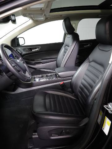 Certified 2024 Ford Edge SEL w/ Convenience Package AWD/4WD image 7