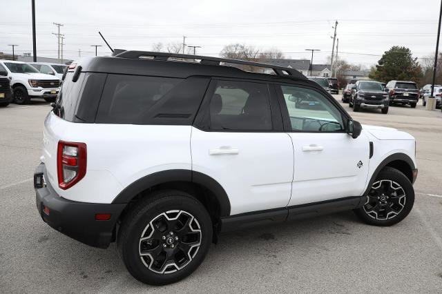 Certified 2025 Ford Bronco Sport Outer Banks w/ Outer Banks Tech Package+ AWD/4WD image 3