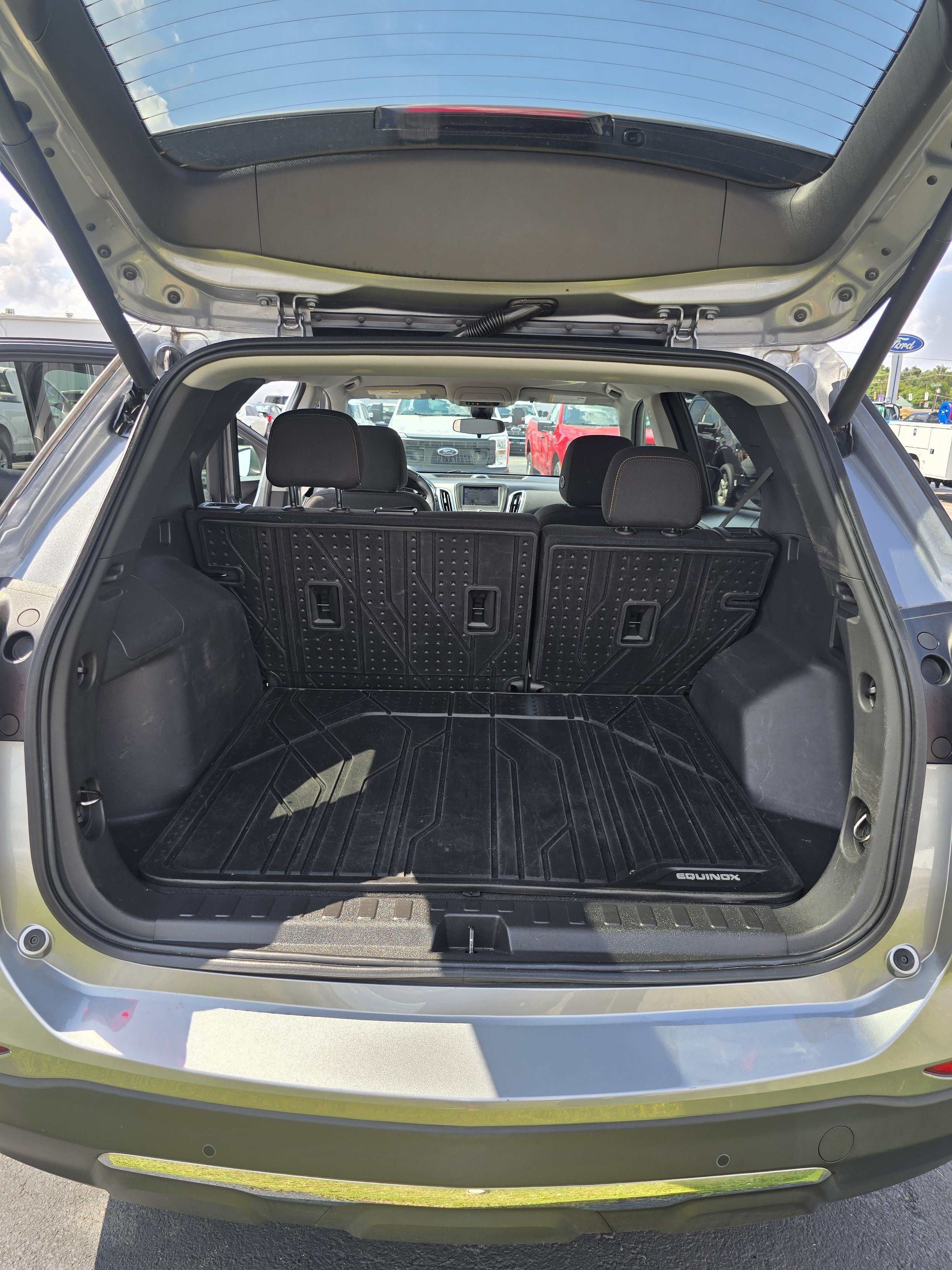 Used 2023 Chevrolet Equinox LT FWD image 17
