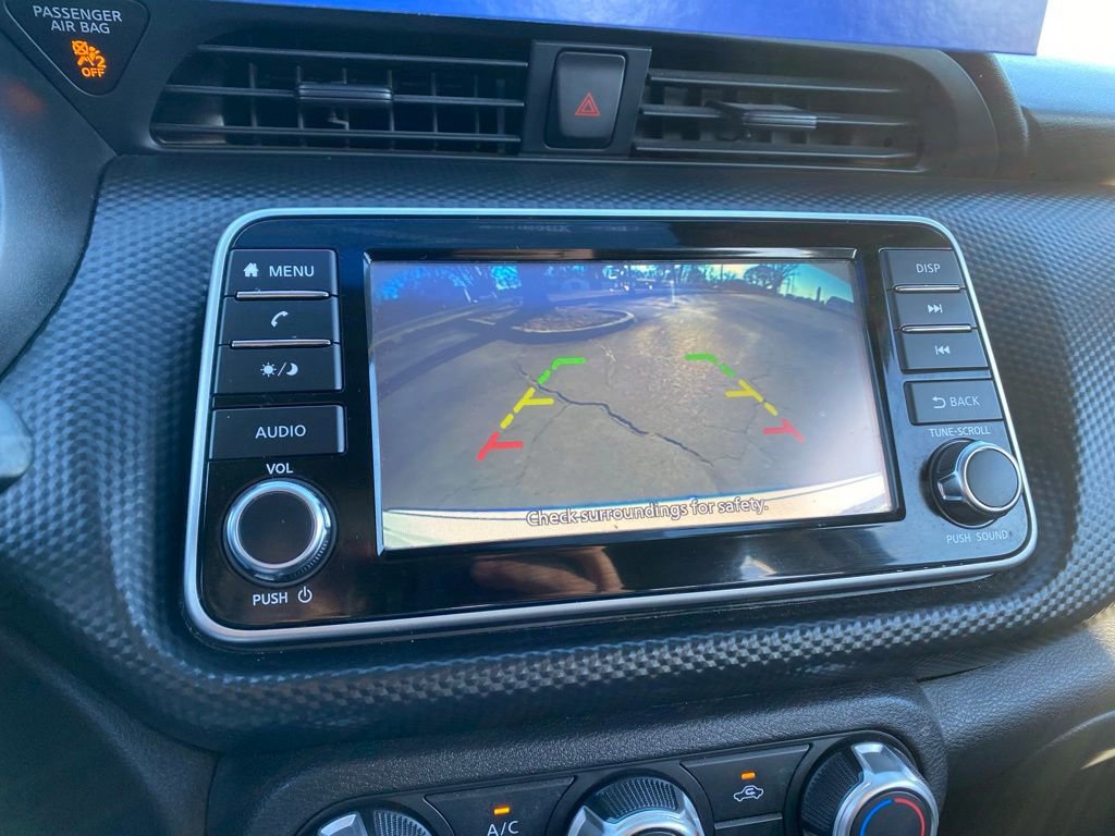 Used 2021 Nissan Kicks S image 20