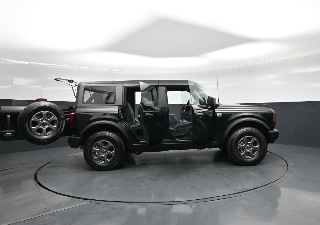 Certified 2025 Ford Bronco Big Bend AWD/4WD image 4