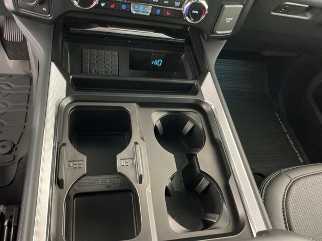 Certified 2026 Ford F450 Platinum w/ FX4 Off-Road Package AWD/4WD image 24