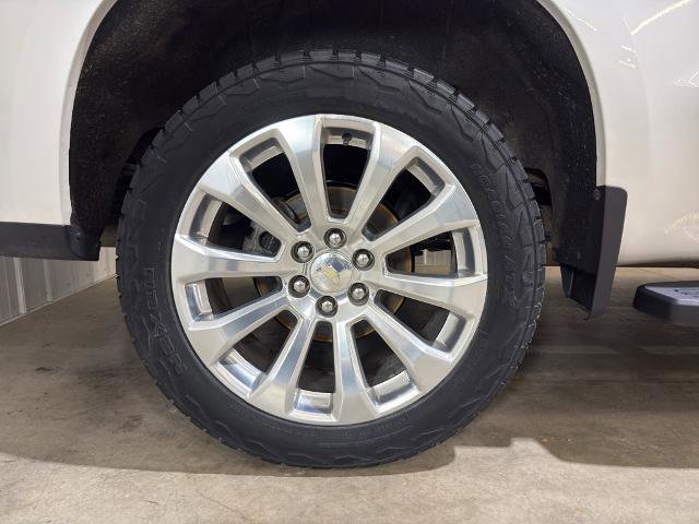 Used 2019 Chevrolet Silverado 1500 High Country w/ Technology Package image 27