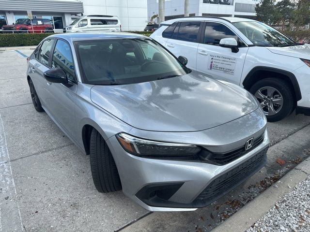 Used 2023 Honda Civic Sport image 2