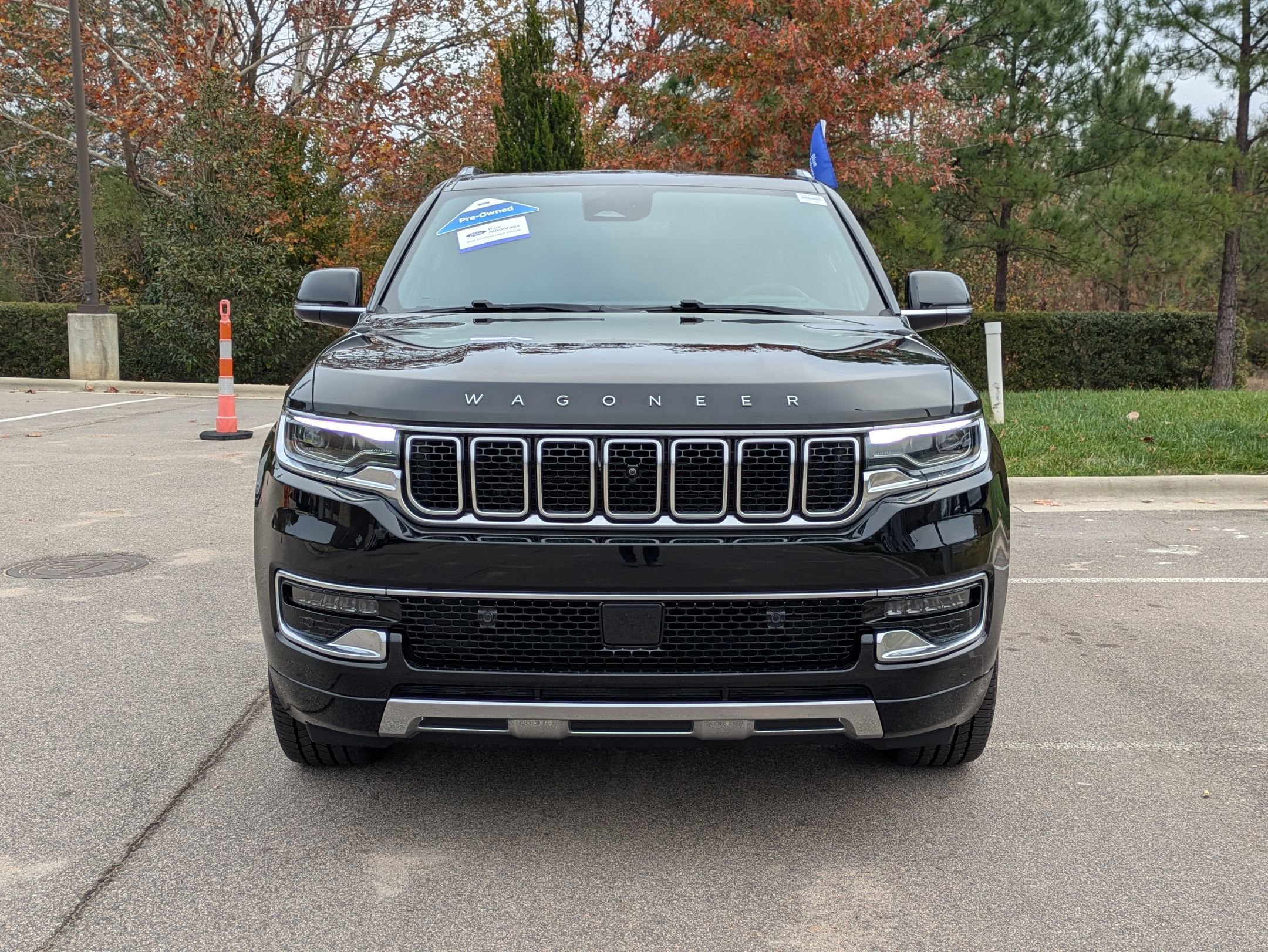 Used 2024 Jeep Wagoneer Series III w/ Premium Group I image 10