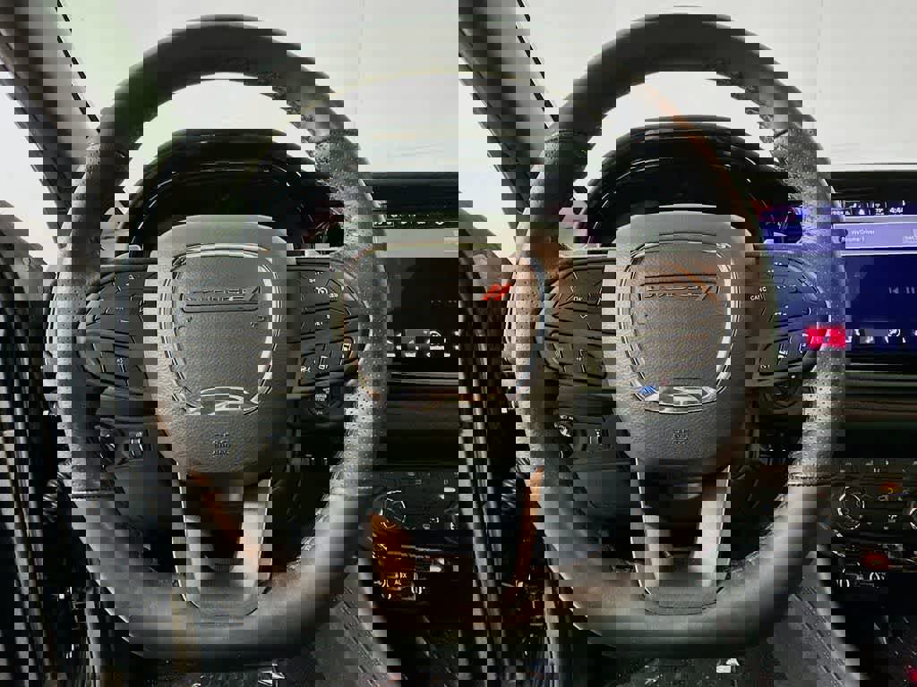 Used 2025 Dodge Durango R/T image 19