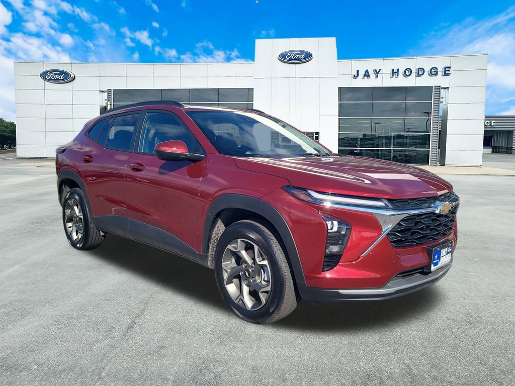 Used 2025 Chevrolet Trax LT w/ LT Convenience Package