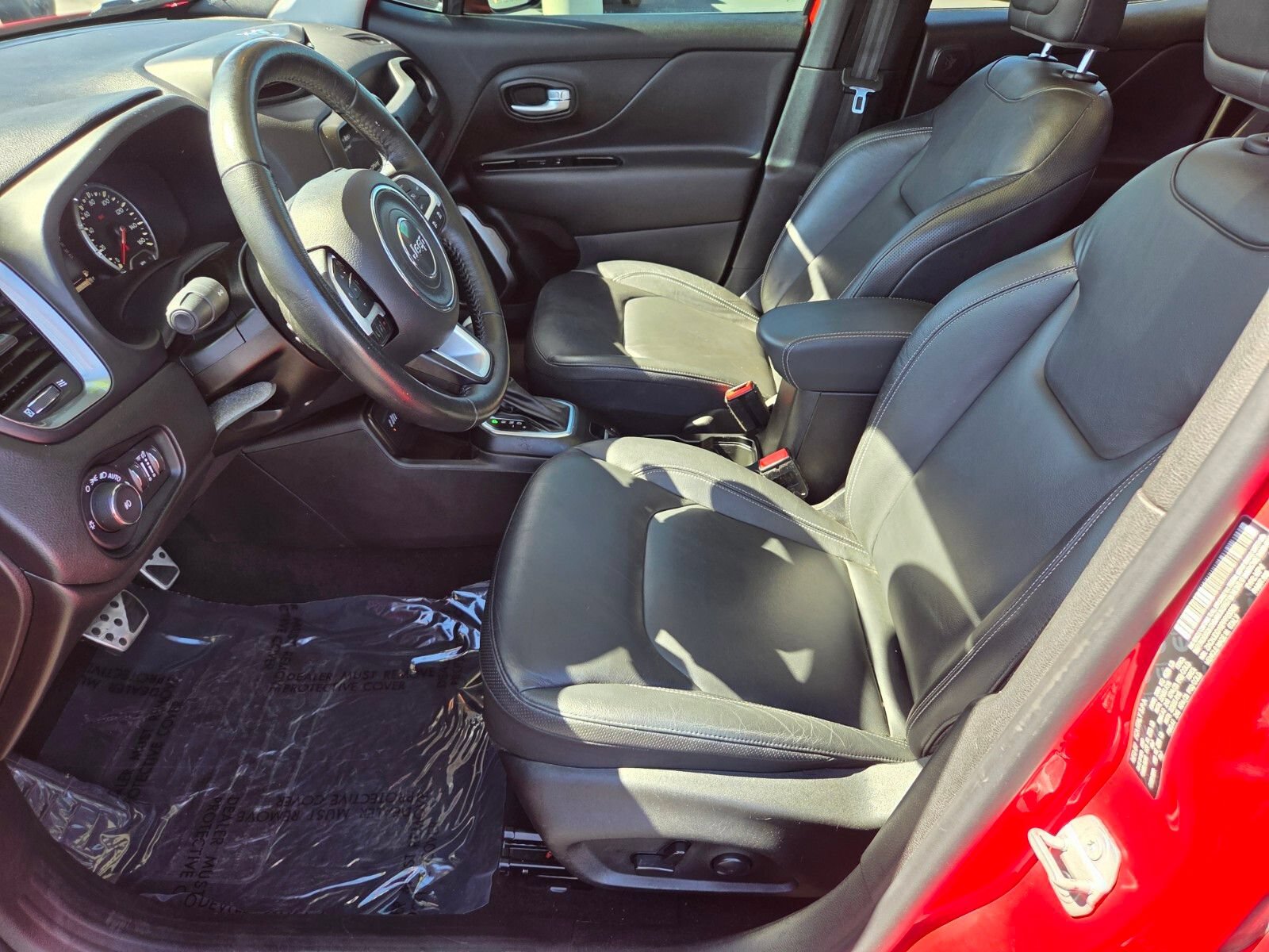 Used 2023 Jeep Renegade Limited w/ Sun/Sound Group AWD/4WD image 10