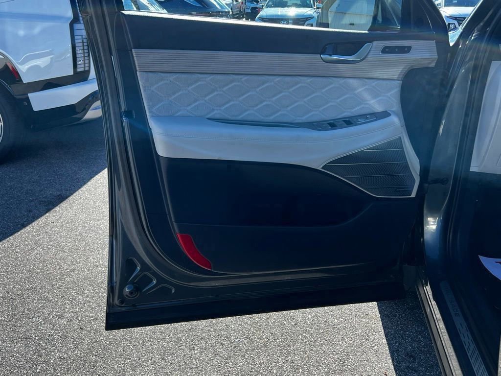 Used 2021 Hyundai Palisade Calligraphy image 15