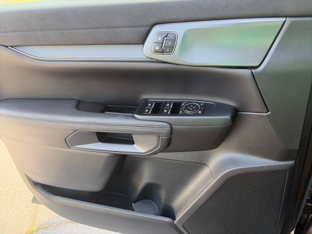 Certified 2024 Ford Ranger Raptor AWD/4WD image 18