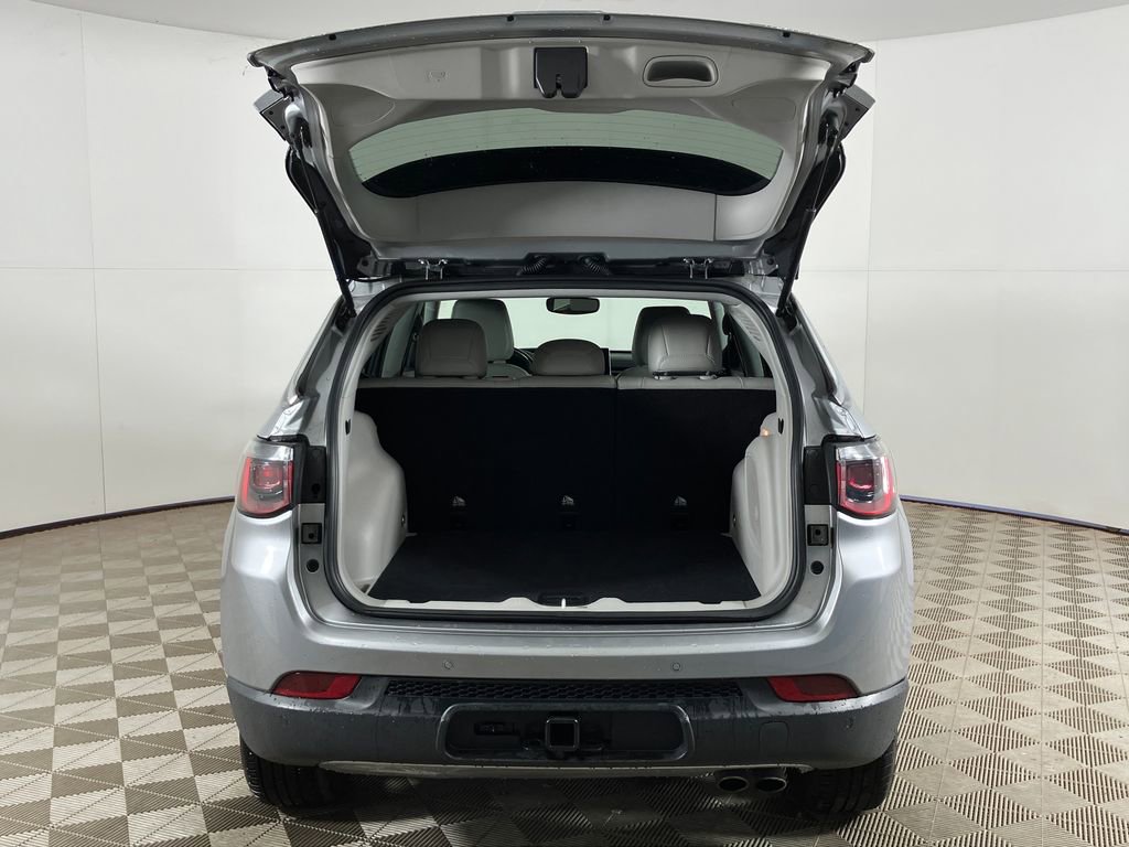 Used 2022 Jeep Compass Limited w/ Sun and Sound Group image 25