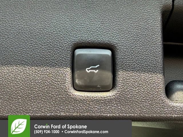 Certified 2025 Ford Escape ST-Line Select AWD/4WD image 20
