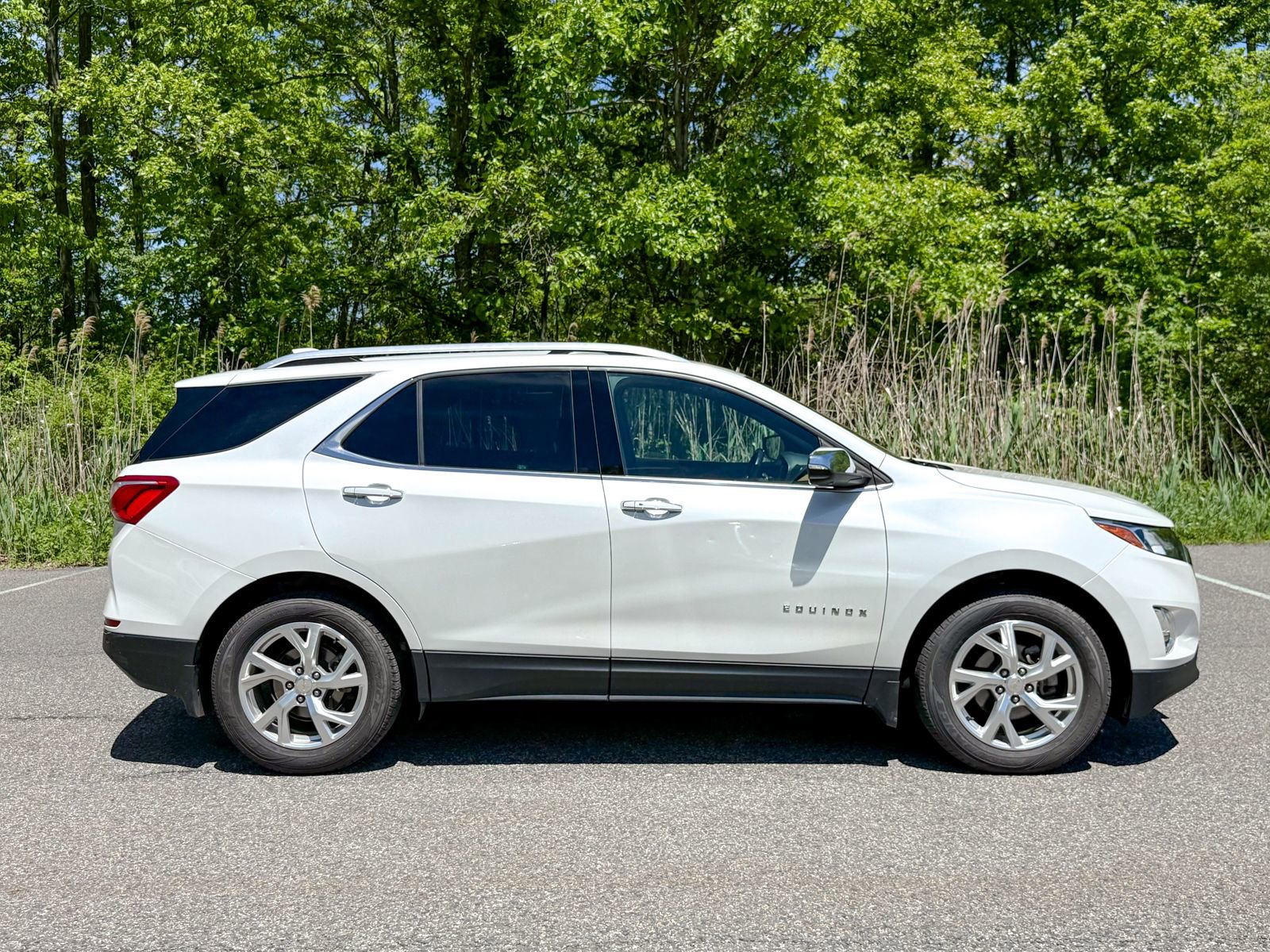 Used 2021 Chevrolet Equinox Premier AWD/4WD image 7
