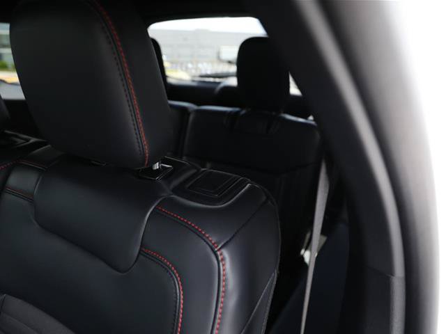 Certified 2025 Ford Explorer ST-Line w/ ST-Line Street Pack AWD/4WD image 29