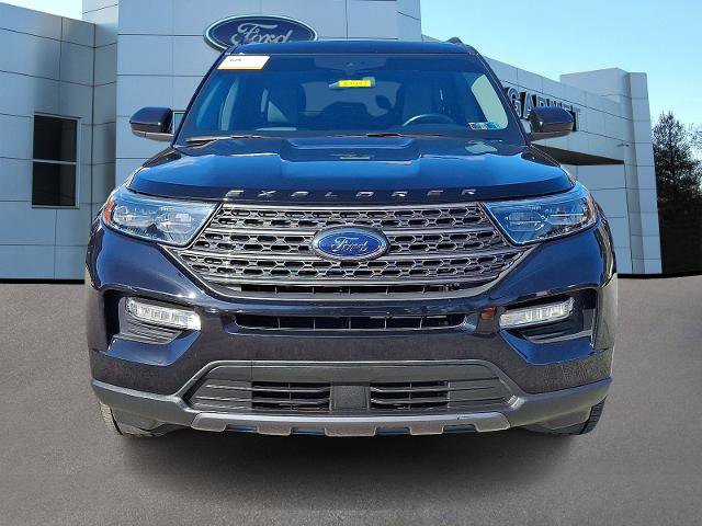 Certified 2021 Ford Explorer XLT w/ Equipment Group 202A image 7