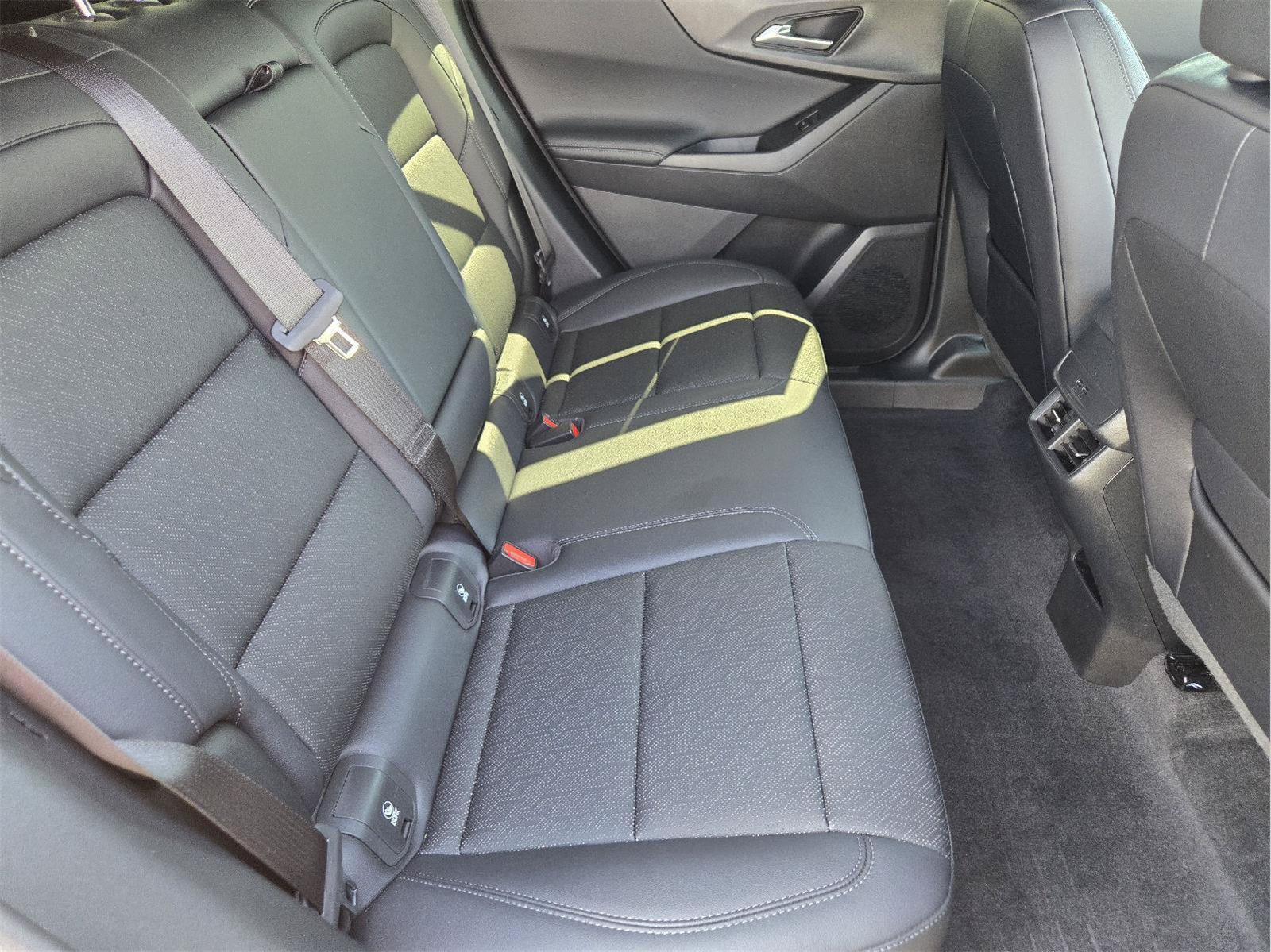 Used 2026 Chevrolet Equinox LT w/ Convenience Package II AWD/4WD image 29