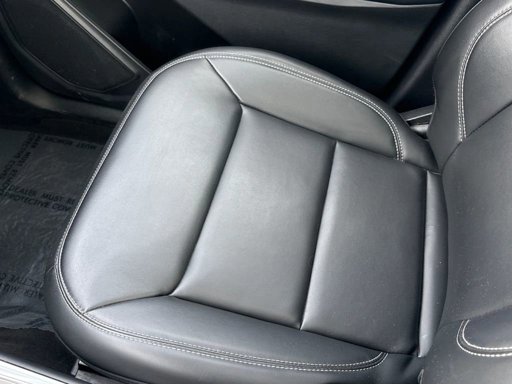 Certified 2022 Ford Explorer XLT w/ Equipment Group 202A image 26