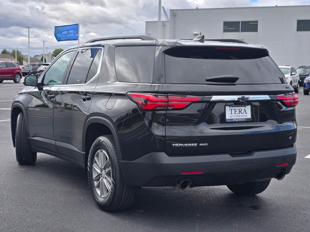 Used 2023 Chevrolet Traverse LT w/ LPO, Floor Liner Package AWD/4WD image 17