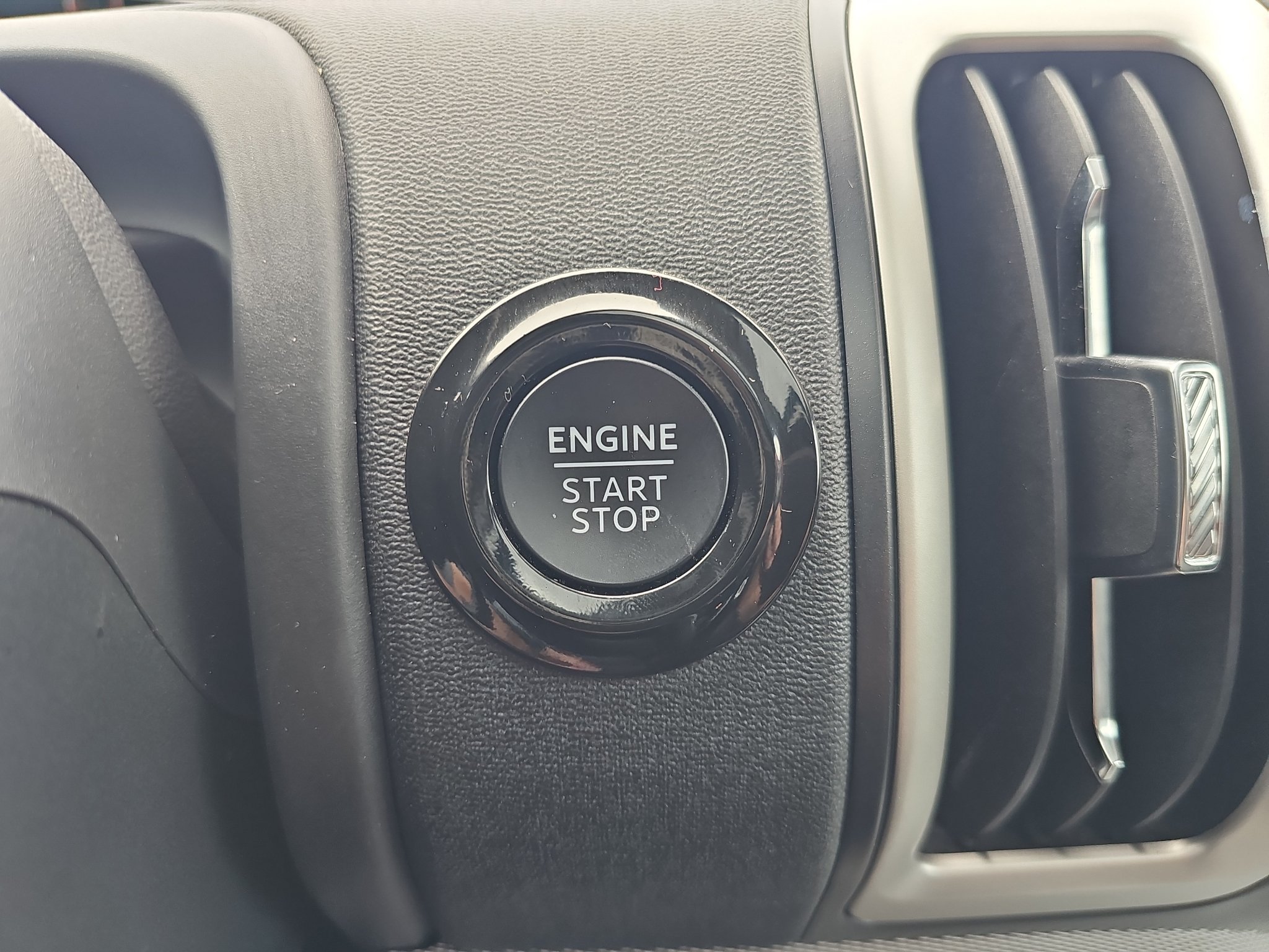 Certified 2025 Ford Expedition Active RWD image 28