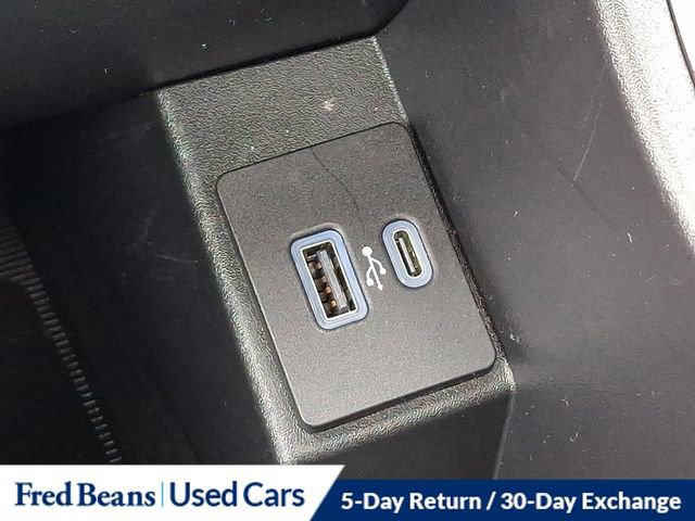 Certified 2022 Ford Edge ST-Line image 27