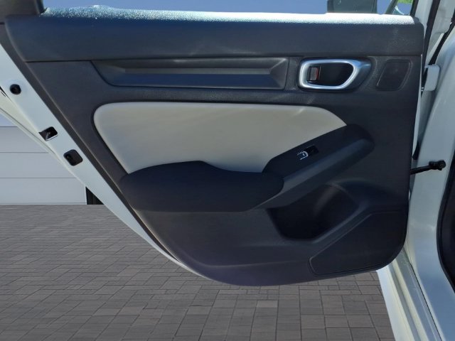 Used 2023 Honda Civic EX image 10