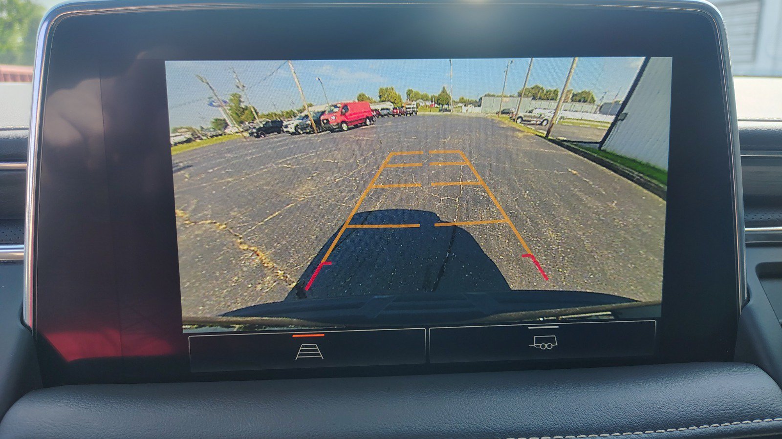 Used 2023 GMC Yukon SLT AWD/4WD image 40