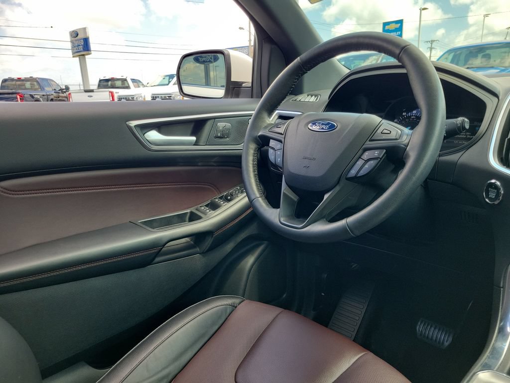 Certified 2022 Ford Edge Titanium w/ Equipment Group 301A AWD/4WD image 13