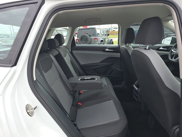 Used 2022 Volkswagen Taos S image 17