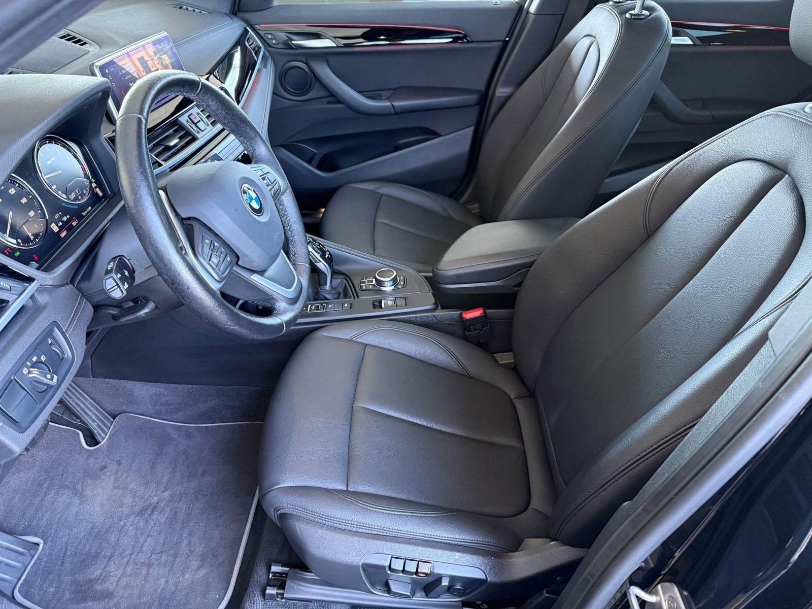 Used 2022 BMW X1 xDrive28i w/ Convenience Package AWD/4WD image 5