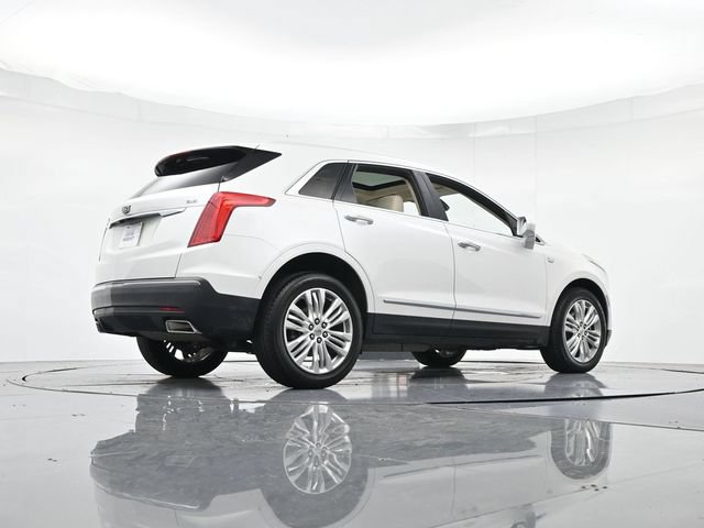 Used 2017 Cadillac XT5 Premium Luxury FWD image 38