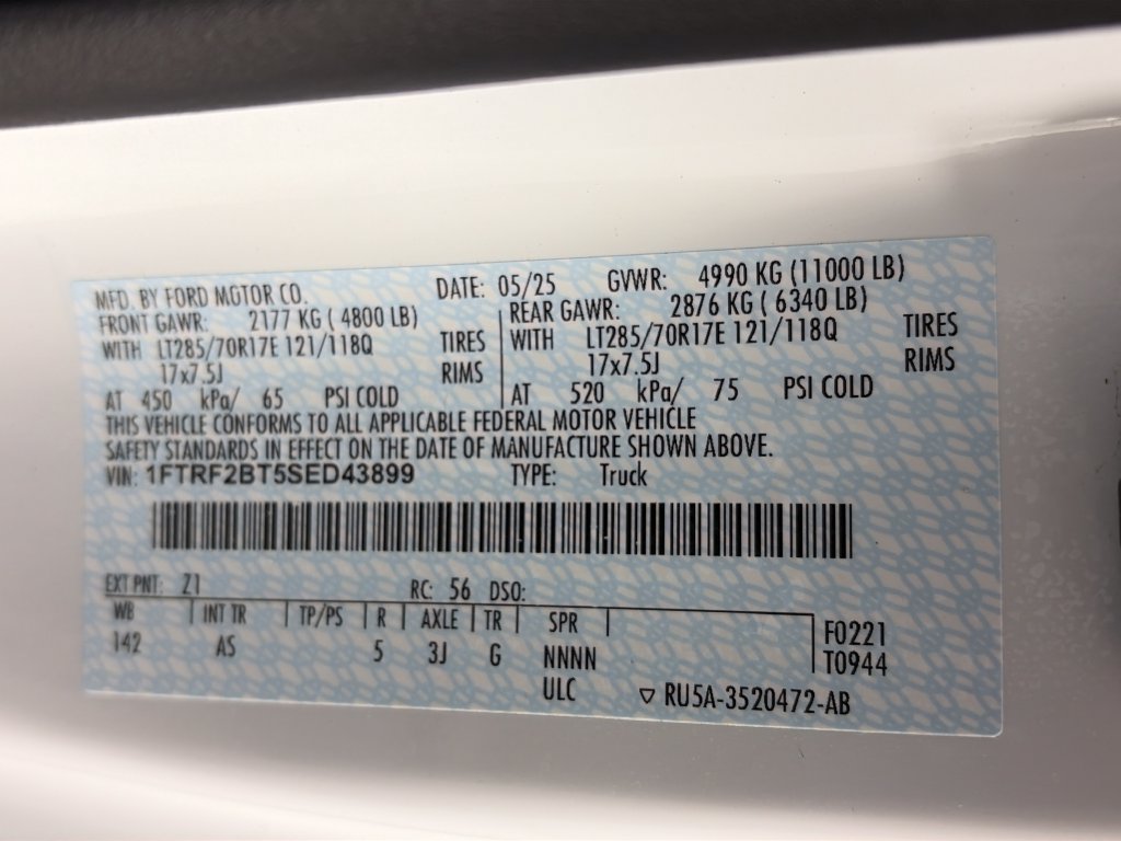 Certified 2025 Ford F250 XL AWD/4WD image 9