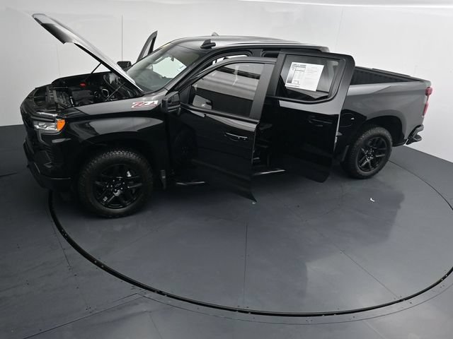 Used 2025 Chevrolet Silverado 1500 RST AWD/4WD image 35