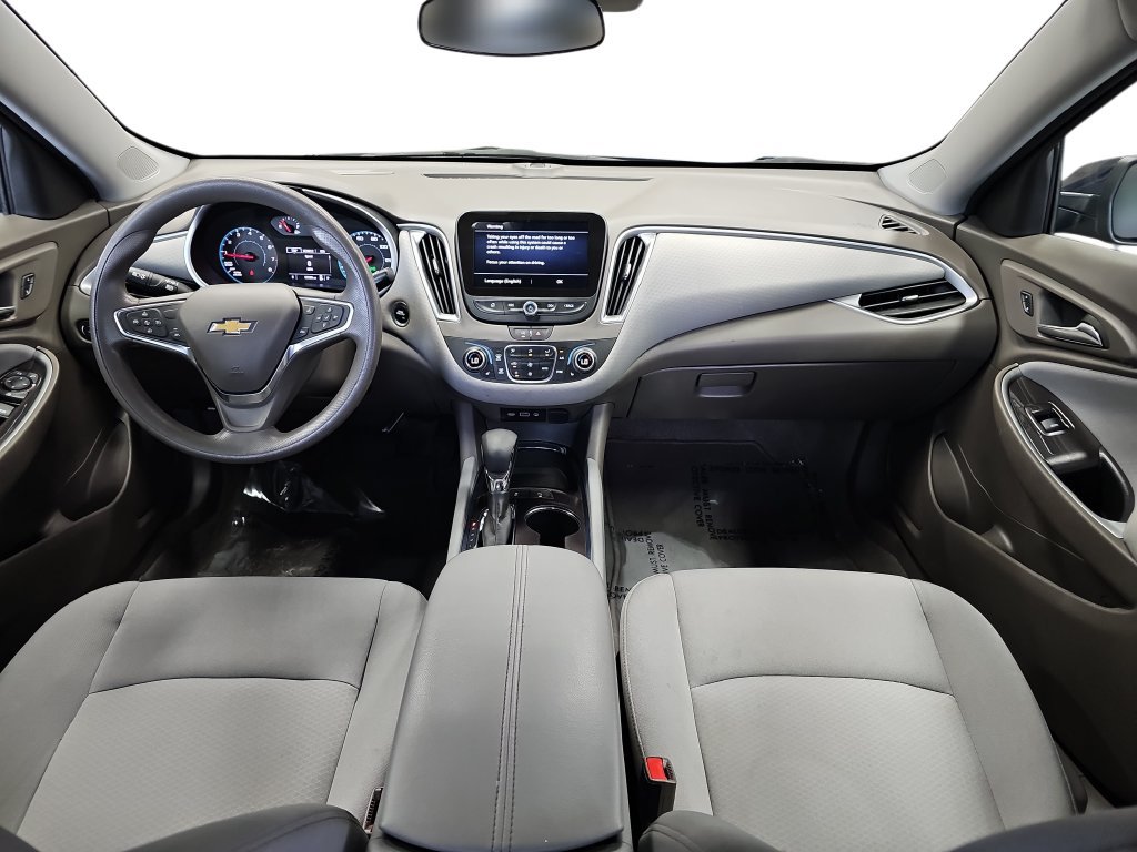 Used 2025 Chevrolet Malibu LT FWD image 9