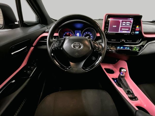 Used 2019 Toyota C-HR XLE FWD image 5