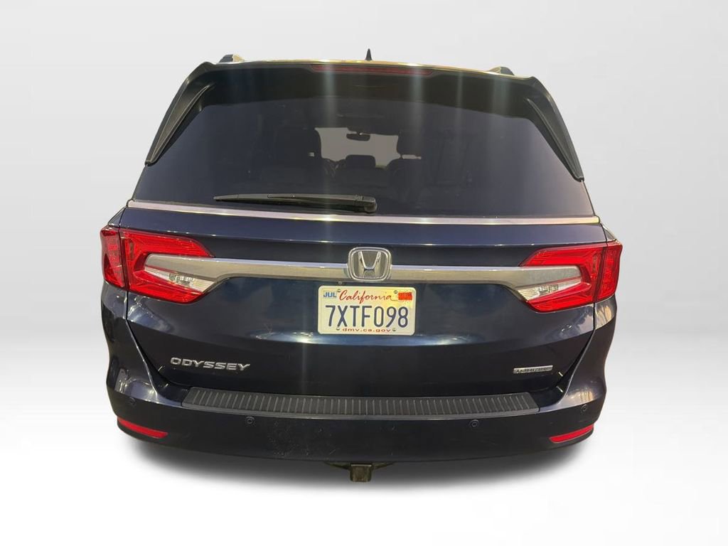 Used 2018 Honda Odyssey Touring image 3