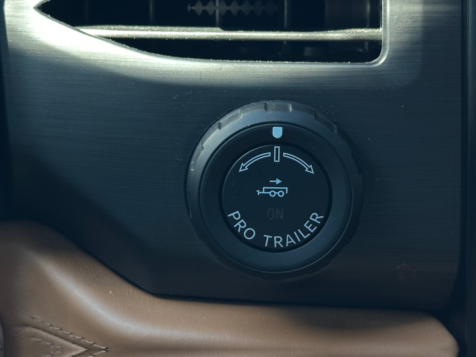 Certified 2023 Ford Expedition Platinum RWD image 27