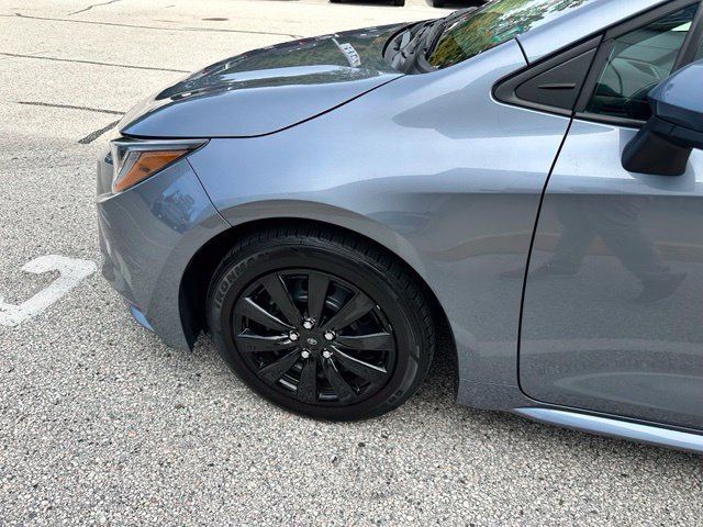 Used 2025 Toyota Corolla LE FWD image 71