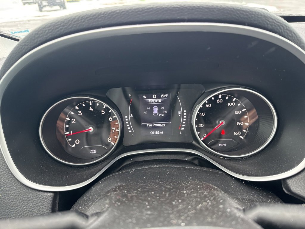 Used 2018 Jeep Compass Latitude w/ Cold Weather Group image 7