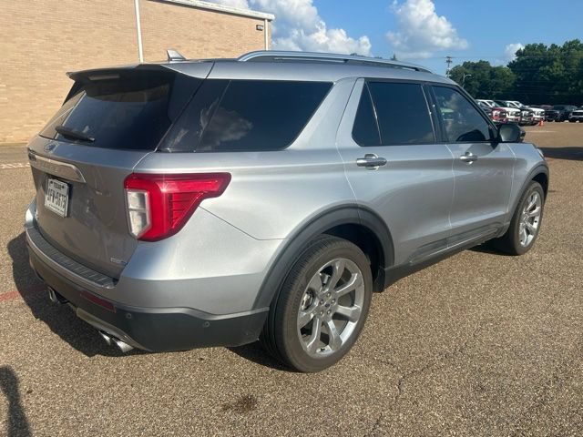 Certified 2020 Ford Explorer Platinum w/ Premium Technology Package AWD/4WD image 13