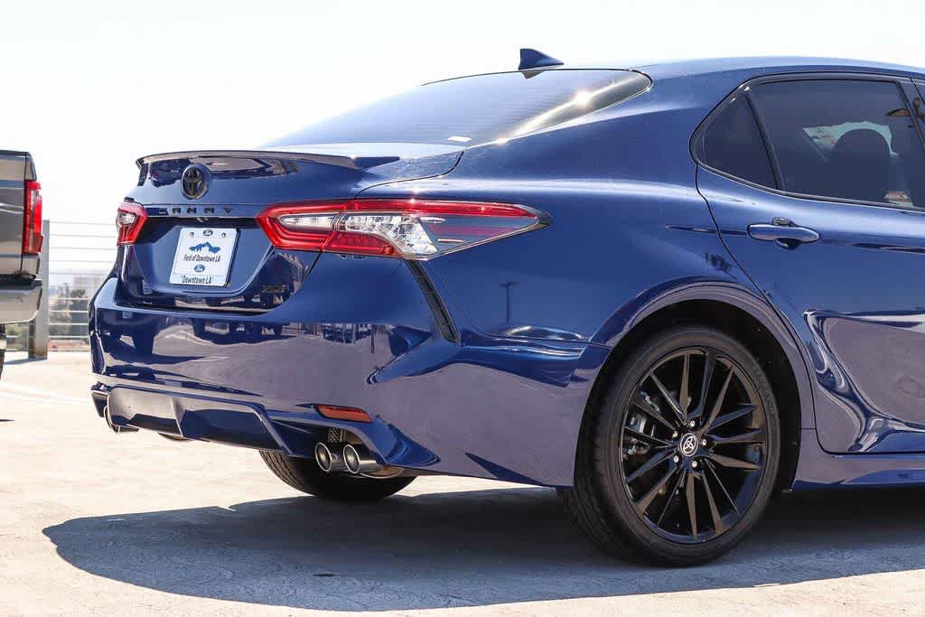 Used 2023 Toyota Camry XSE FWD image 9