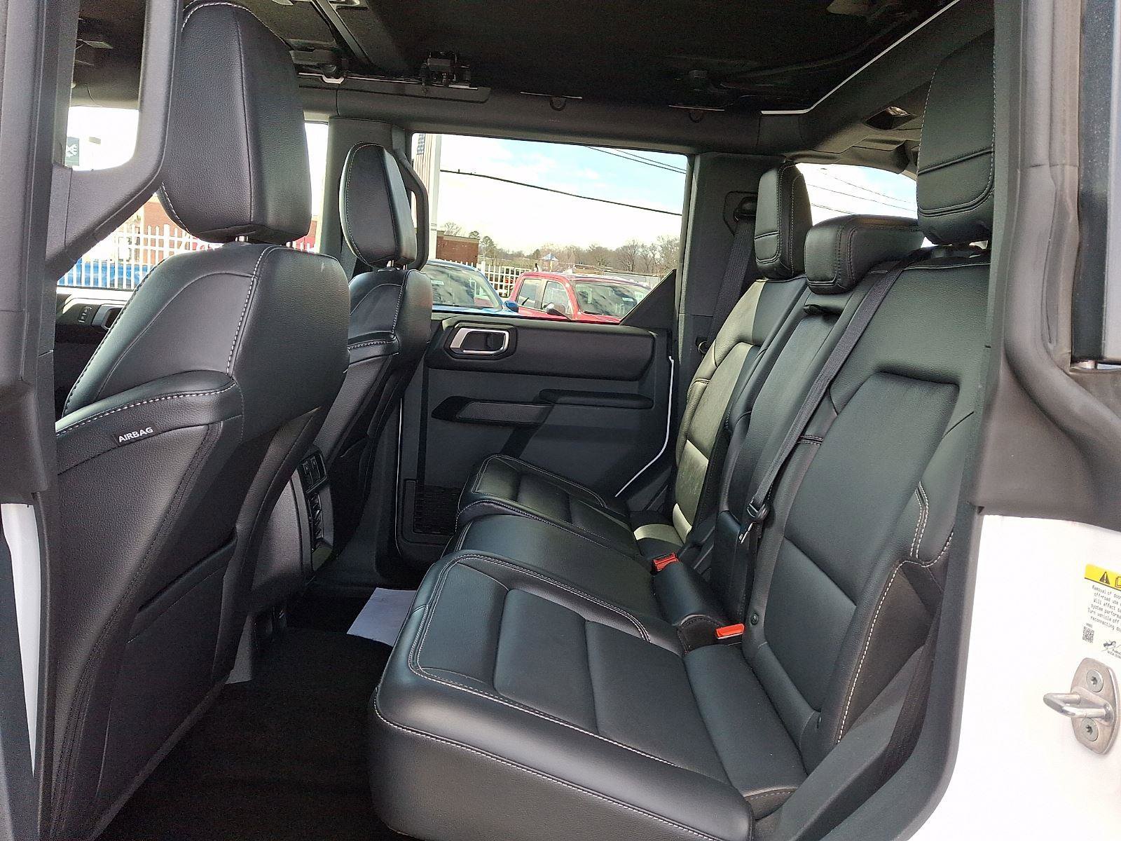 Certified 2025 Ford Bronco Outer Banks image 12