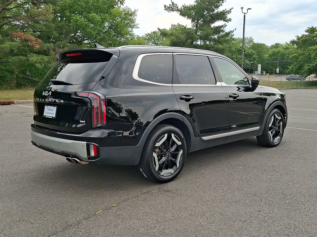 Used 2023 Kia Telluride EX AWD/4WD image 9