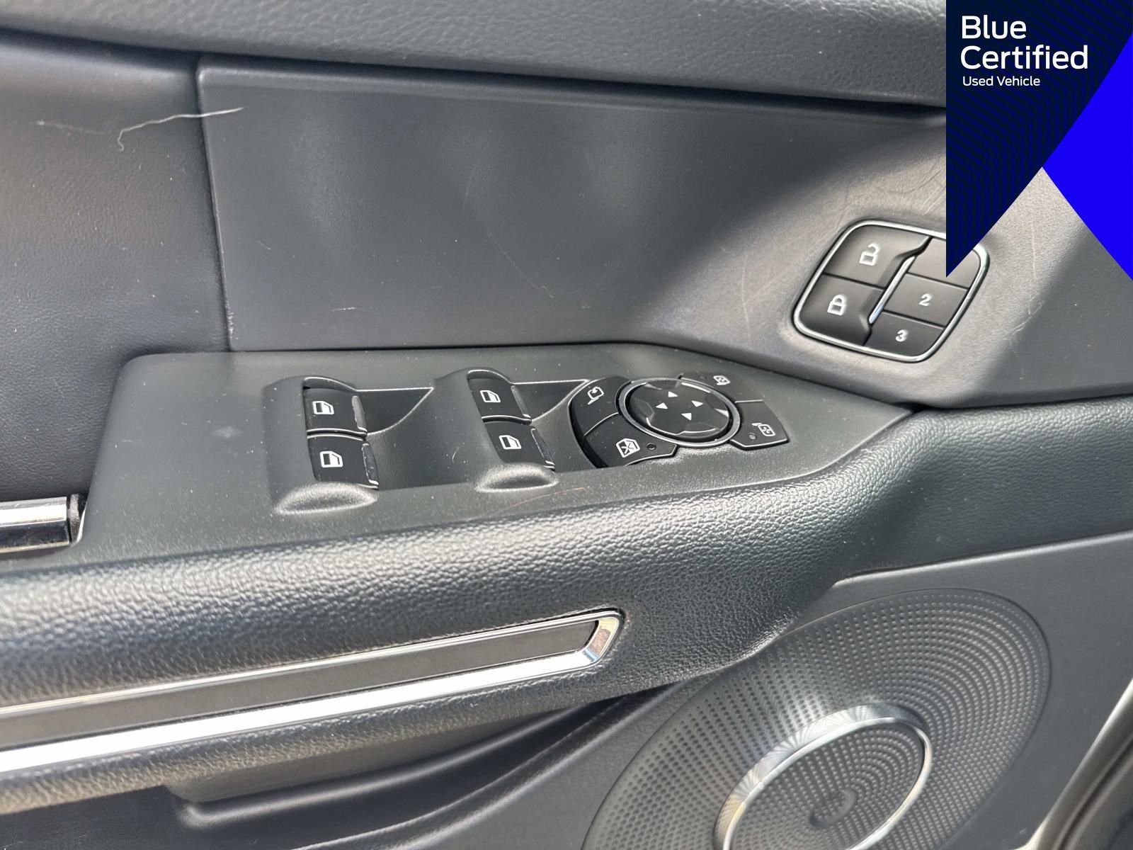 Certified 2024 Ford Expedition XLT image 28