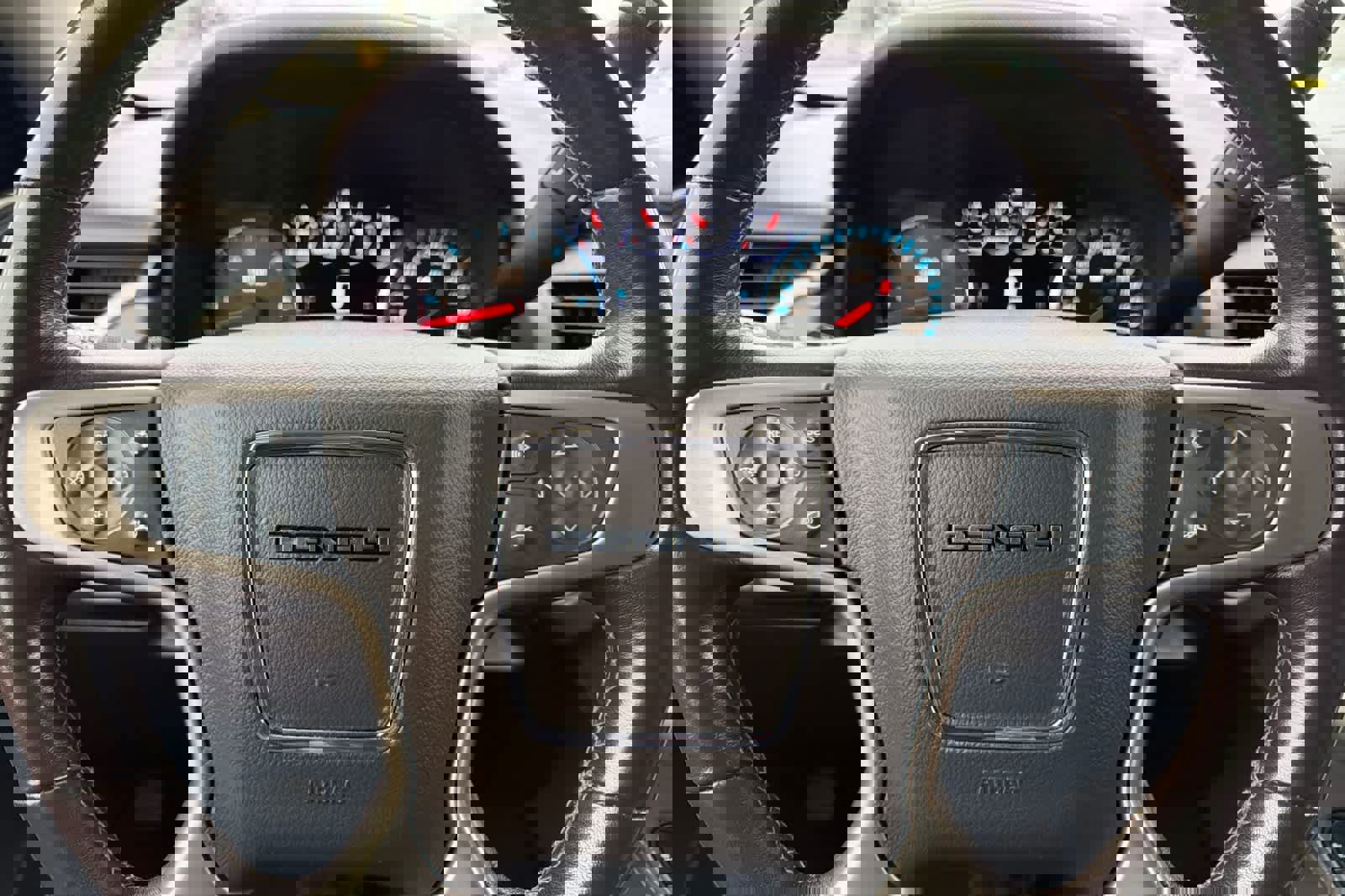 Used 2020 GMC Yukon Denali image 26